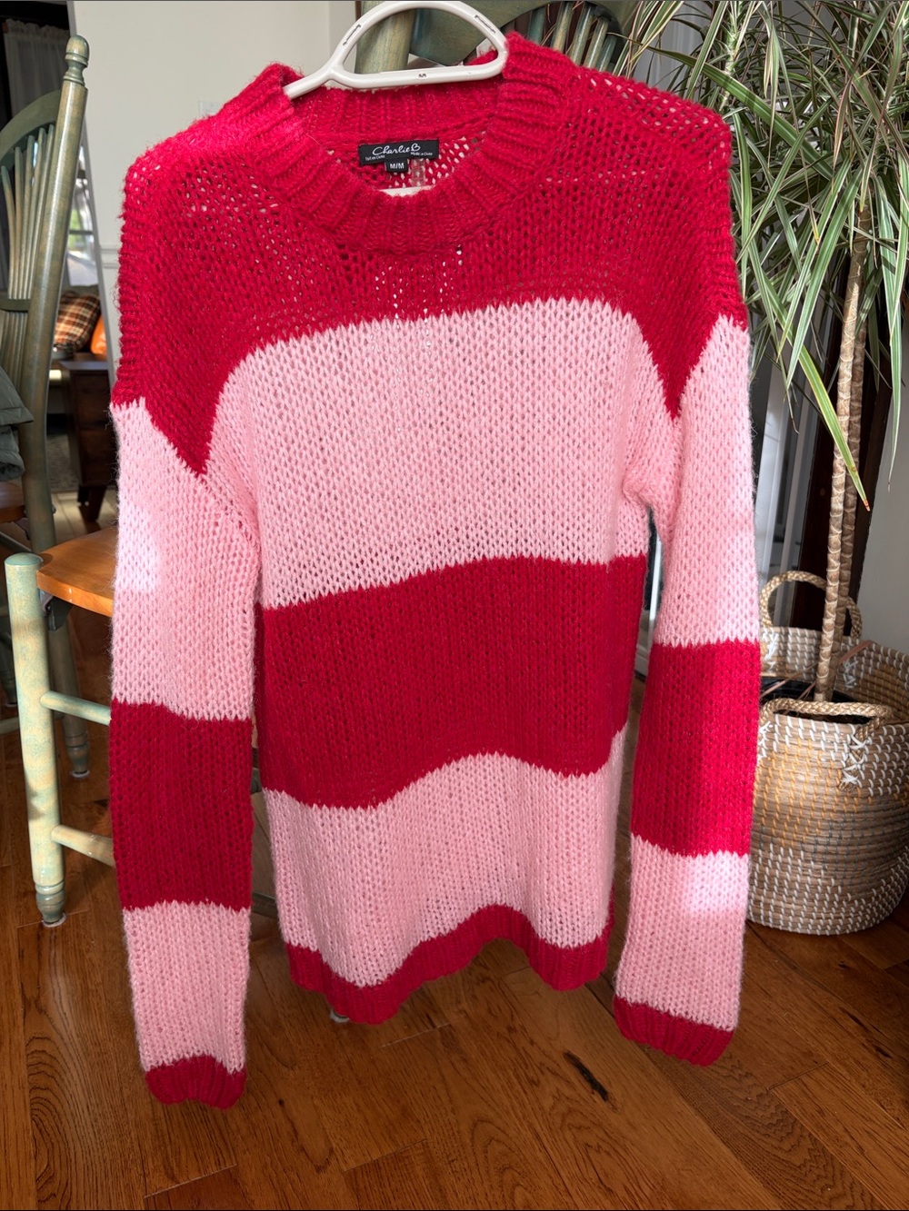Chalet Knit Stripe Crewneck Sweater - Pink & Red